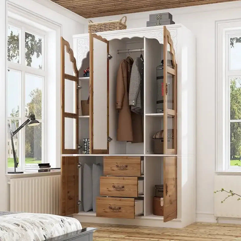 Ensemble de deux armoires Grand Closet d'inspiration vintage avec accents en métal